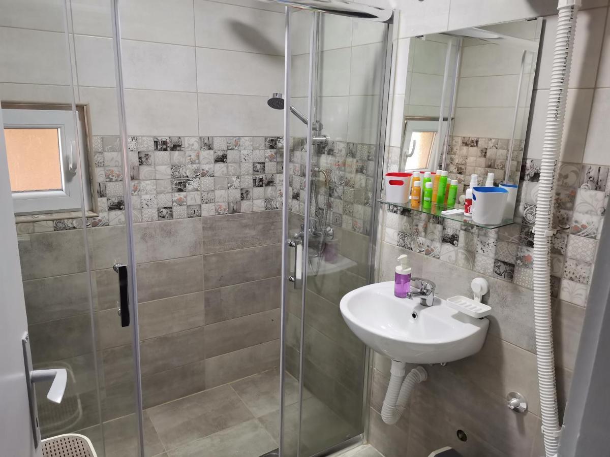 Apartman Terassa Donji Milanovac Dış mekan fotoğraf