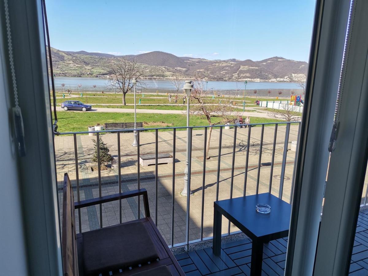 Apartman Terassa Donji Milanovac Dış mekan fotoğraf