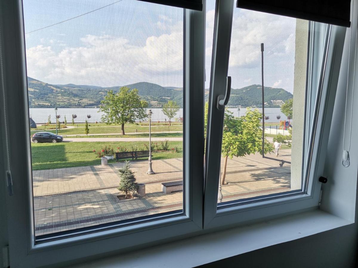 Apartman Terassa Donji Milanovac Dış mekan fotoğraf